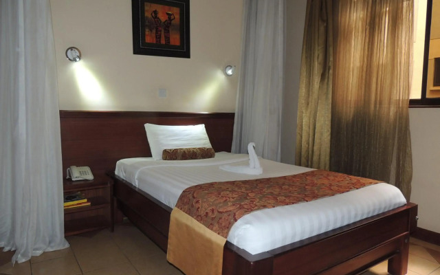 Hennessis Hotel