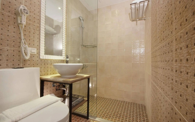 Lan Ting Business Inn