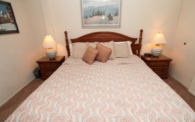 Mammoth Ski & Racquet Club #28 1 Bedroom Condo