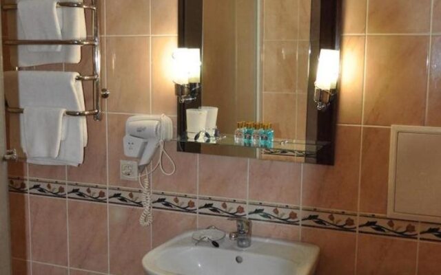 Hotel Myslyvskiy Dvir