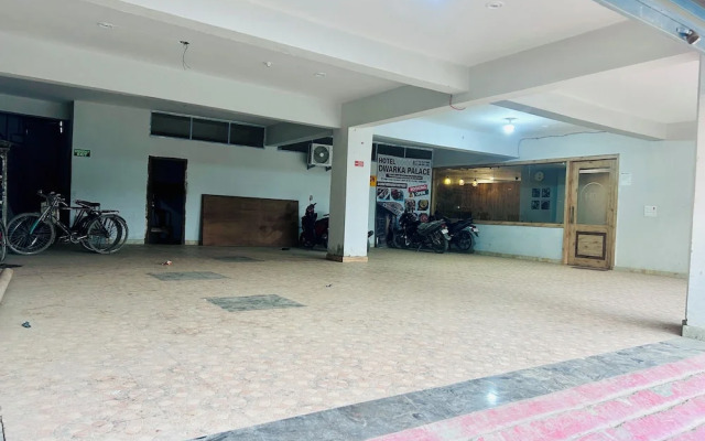 Hotel Dwarka Palace
