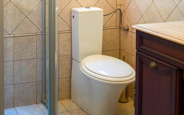 Nice Home in Volos With 4 Bedrooms and Wifi