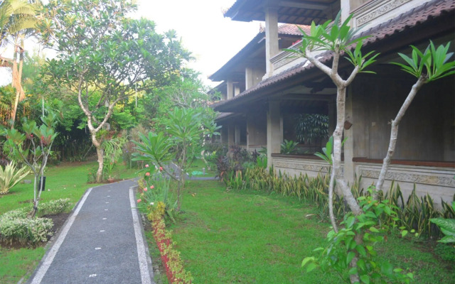 Puri Padi Hotel