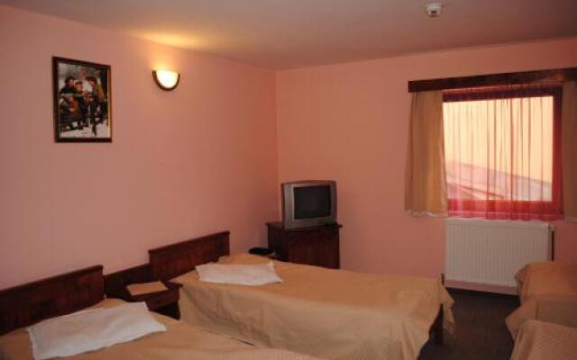 Juliu's Panzio Csikszereda