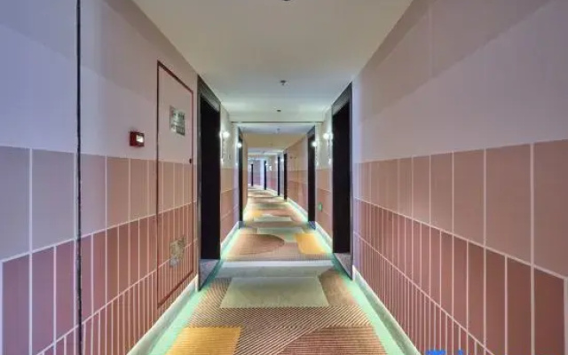 Elong ETANG Hotel (Ningbo Beilun Yin Longtai Commercial Center)