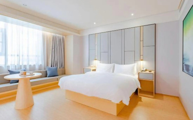 JI Hotel (Wuhan Houhu Avenue Xingye Road)
