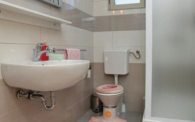 Stunning Home in Blato With Wifi and 2 Bedrooms