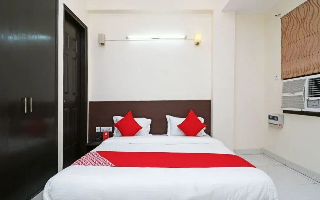 OYO Flagship DLF Mega Mall