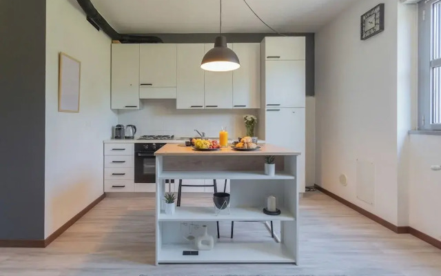 Black Loft Como by Rent all Como