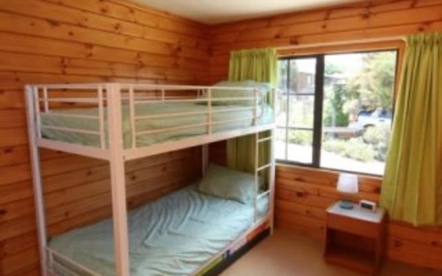 13a Leamington Street