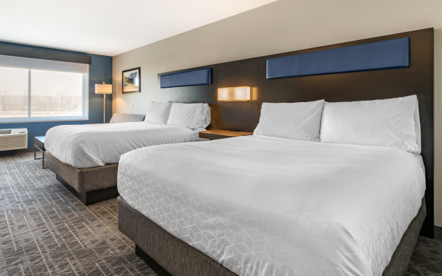 Holiday Inn Express & Suites Carlisle Southwest – I-81 by IHG