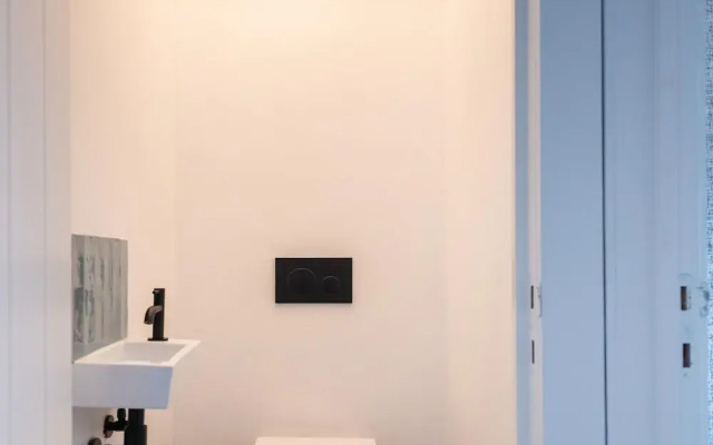 Modern Home by the Sea