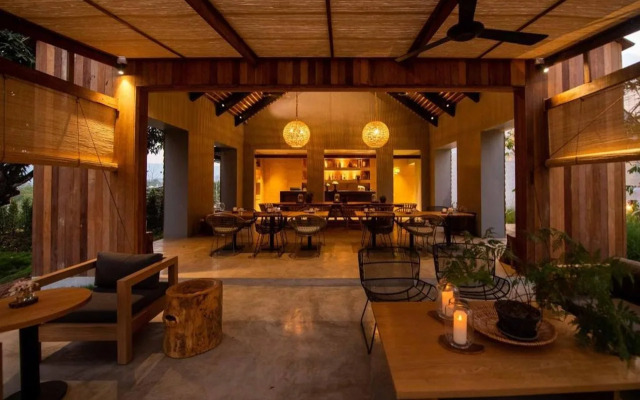 Roukh Kiri Khaoyai, The Centara Collection