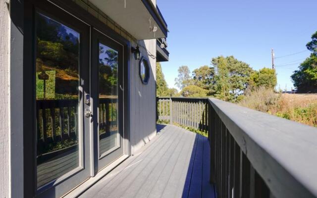@ Marbella Lane Eco Friendly Treehouse, SFO