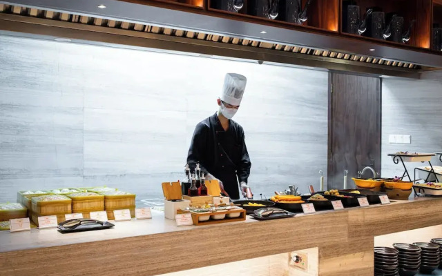 SSAW Boutique Shanghai South Xuhui RiYueGuang