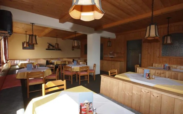 Berggasthof Höllenstein