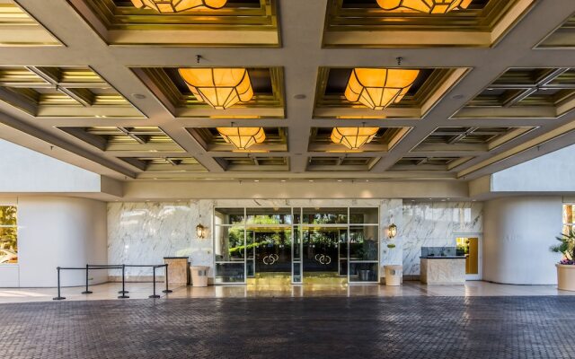 Signature Condos
