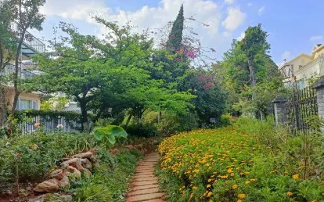 Xixi Huajian Homestay