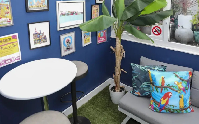 Hove and Away With Garden By My Getaways