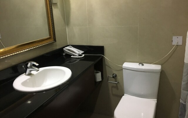 Parktonian Hotel Ikate