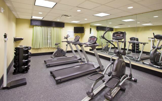 Holiday Inn Express Hotel & Suites Waycross, an IHG Hotel