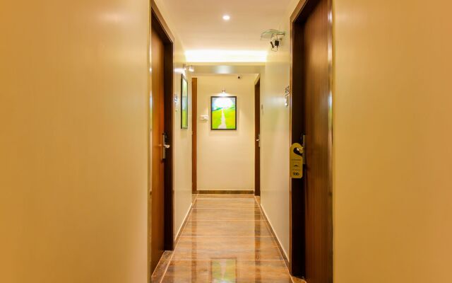 FabHotel Byaris International