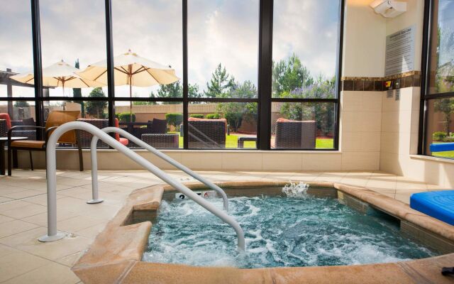 Courtyard by Marriott Warner Robins