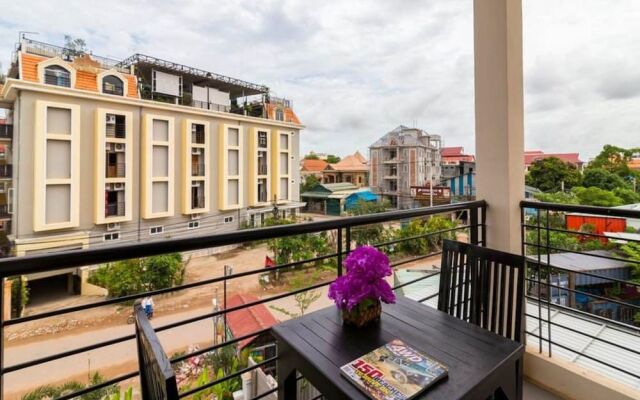 Nuon Oudom Angkor Boutique