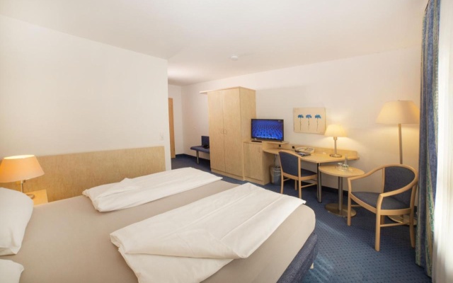 Fairway Hotel