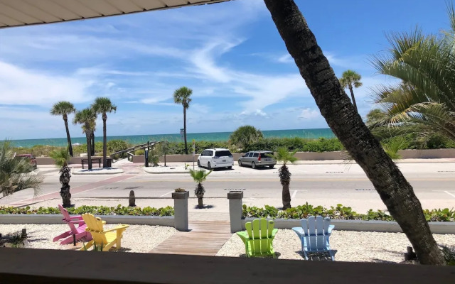 Sabal Palms Inn