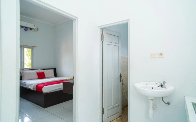 RedDoorz near Universitas Palangkaraya 2