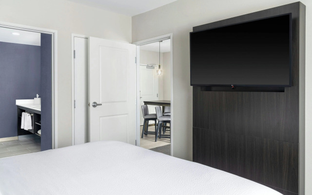 Residence Inn Detroit Dearborn