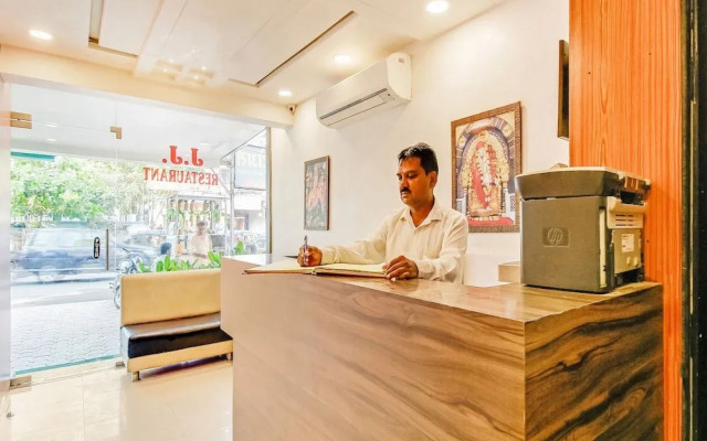 Hotel Jj International by OYO Rooms