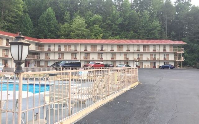 Rodeway Inn On The Parkway