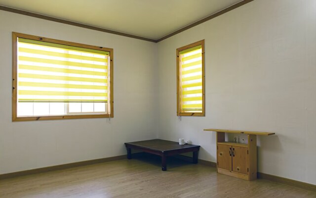 Pyeongchang Montmartre Pension