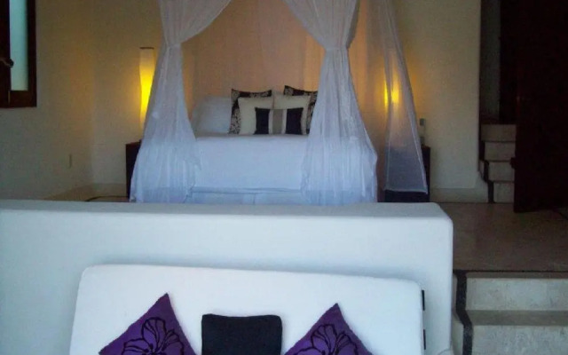 Tentaciones Hotel & Lounge Pool - Adults Only