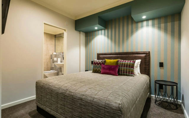 Pebble Beach Motor Inn – Guest Rooms – Napier
