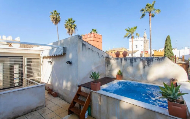 Alcazar Pool Villa by Valcambre