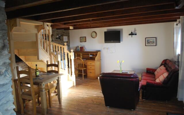 Tanyresgair Cottages