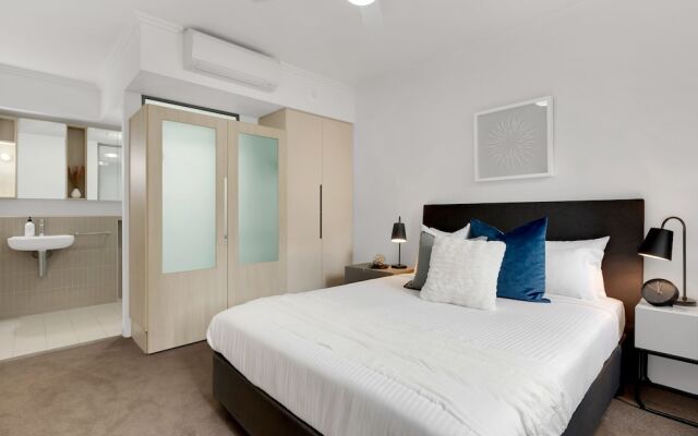 Urban Edge Apartments by Urban Rest