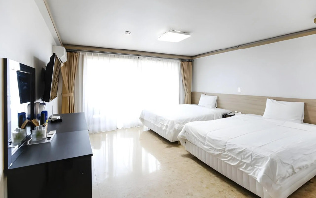 Ocean Family HOTEL