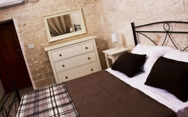 Trulli Pietra Preziosa