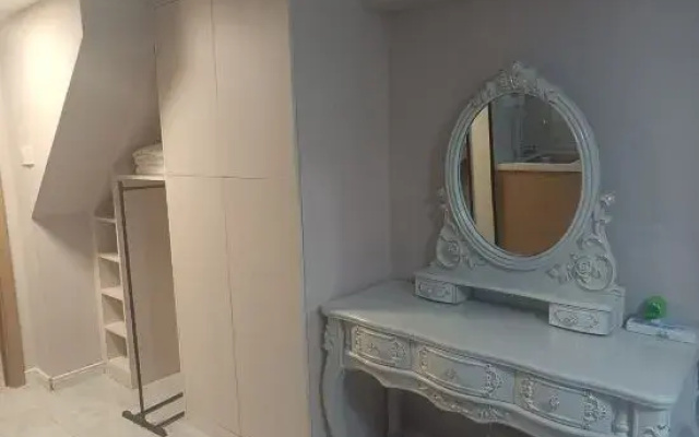 Foshan Accord International Apartment (Foshan Vanke Yuedu Huijihuayuan Metro Station Branch)