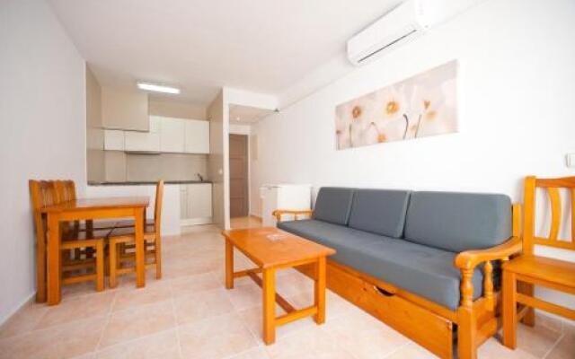 Apartamentos Ses Veles