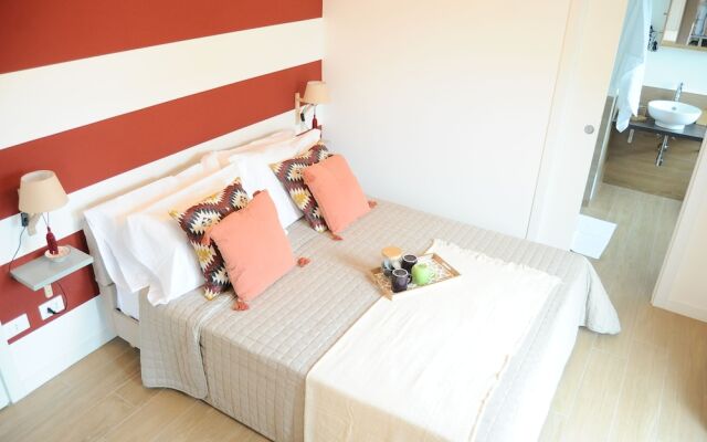 The Corner 180 Suite