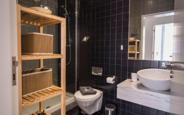 Lovelystay - Bright And Spacious Flat in Graça