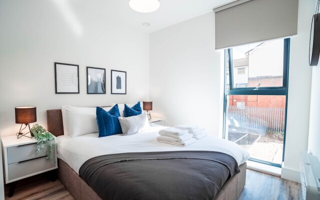 The Interchange Apartment by Opulent