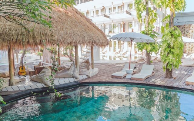 The Green Room Canggu - Hostel