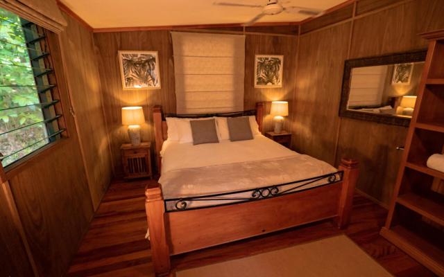 Whispering Valley Cottage Retreat – Guest Rooms – Witta