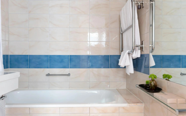 Elite Hotel Marina Plaza